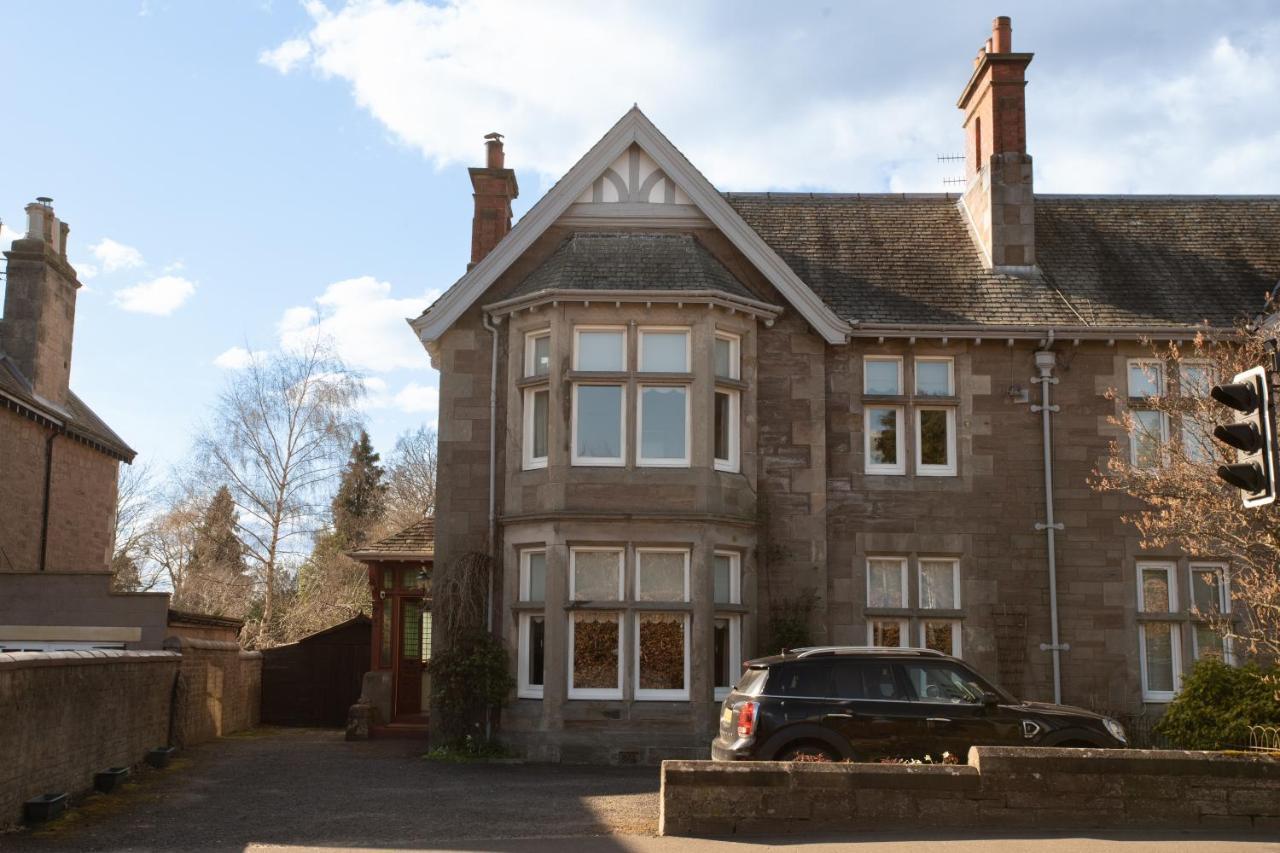 3 Bedroom Villa Attached To Host Home Free Parking パース エクステリア 写真