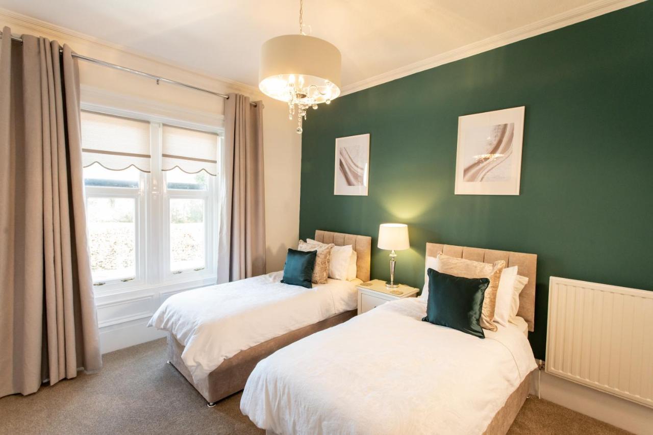 3 Bedroom Villa Attached To Host Home Free Parking パース エクステリア 写真