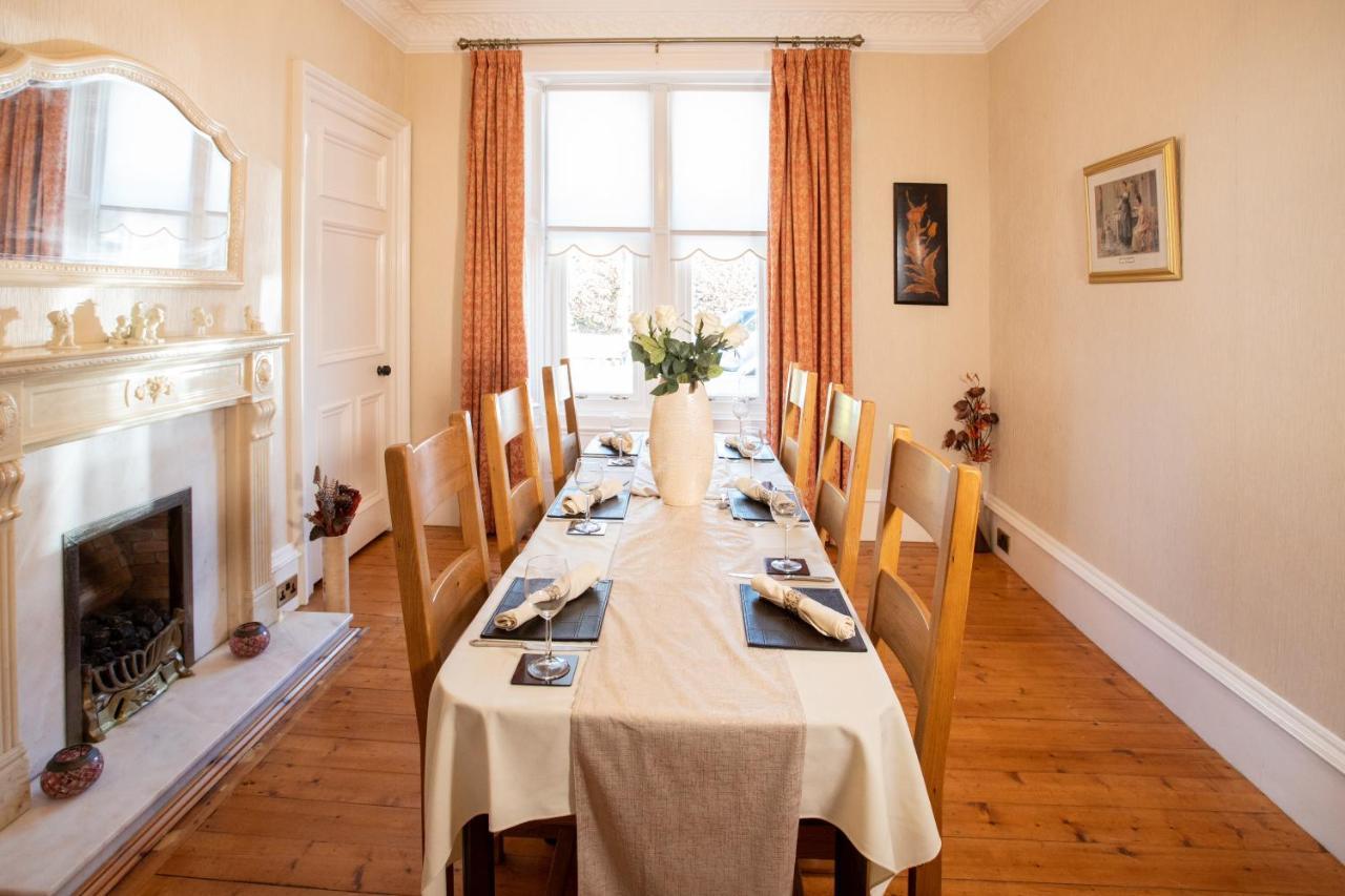 3 Bedroom Villa Attached To Host Home Free Parking パース エクステリア 写真